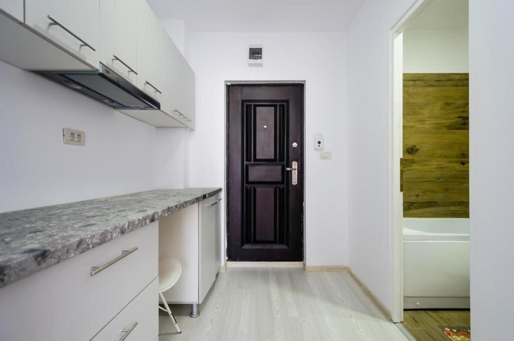 אראד Nice Apartament מראה חיצוני תמונה